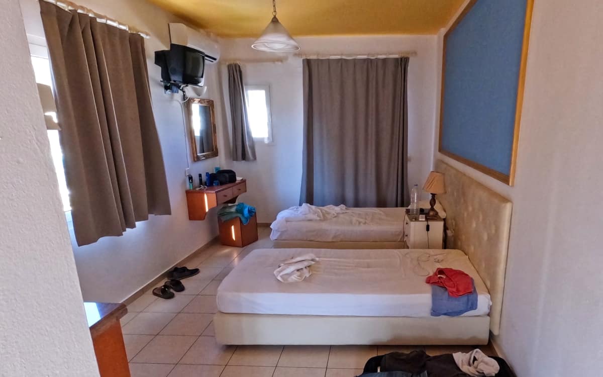 Yiannis Manos Resort Hotel Malia Room Interior
