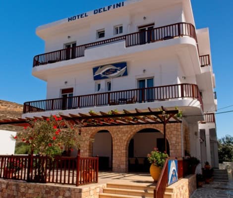 Hotel Delfini Milos exterior