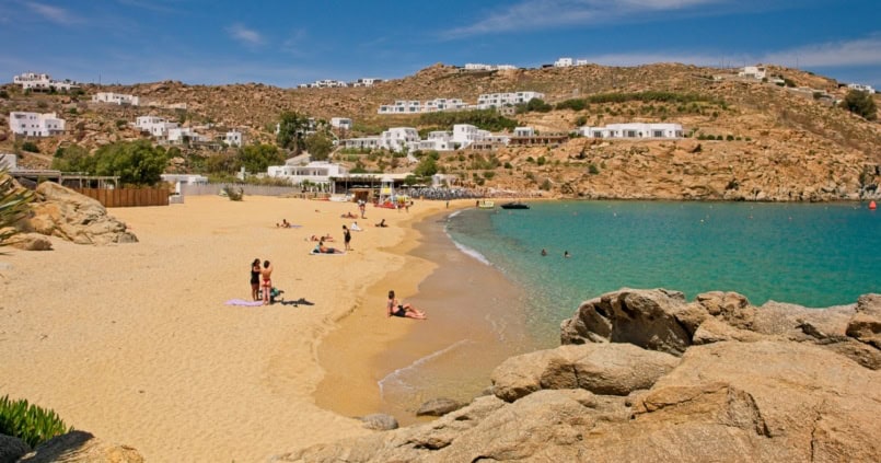 Day 2: Exploring Mykonos’ South Coast – Hidden Beaches, Greek Food & Too Much Wine