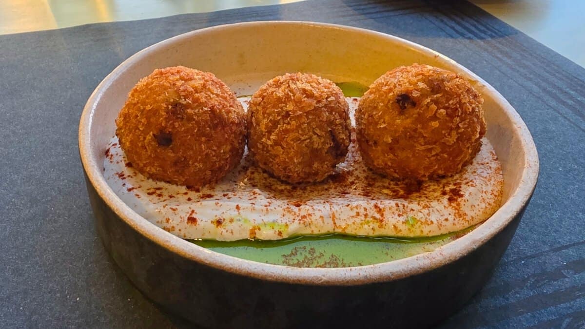 Arancini Balls starter at Mary Mary, Armenistis